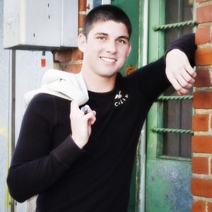 Meet your Posher, Derek